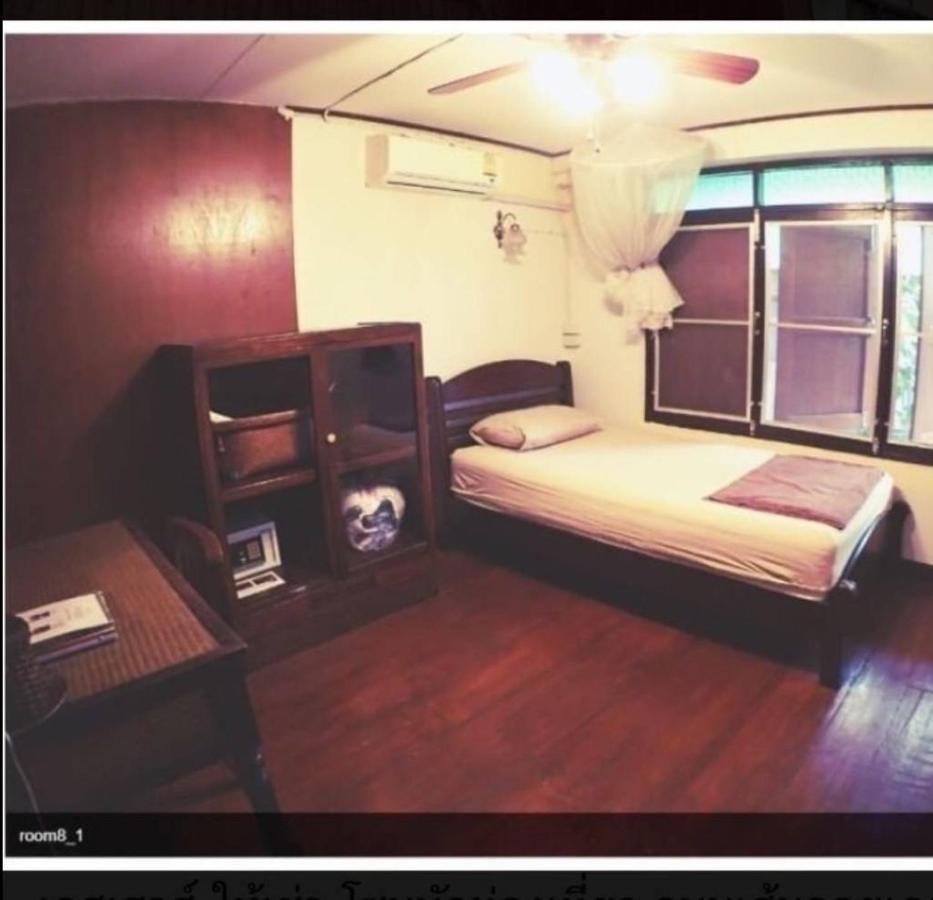 Tata Guesthouse Chiang Mai Exteriör bild